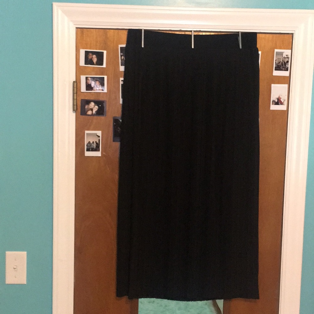 Black skirt